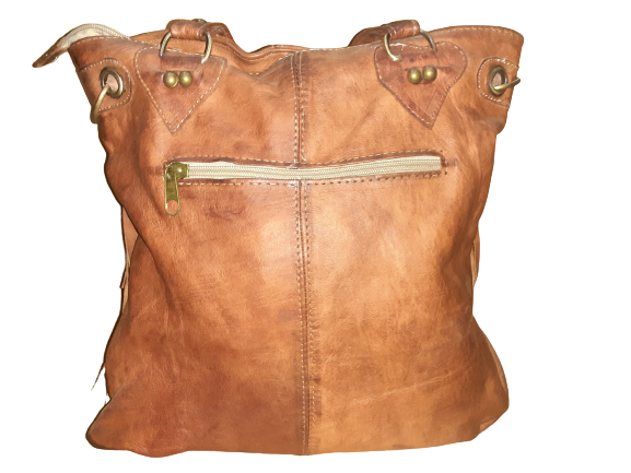 Bolso con flecos de asa