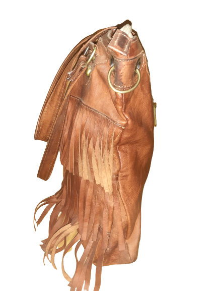 Bolso con flecos de asa