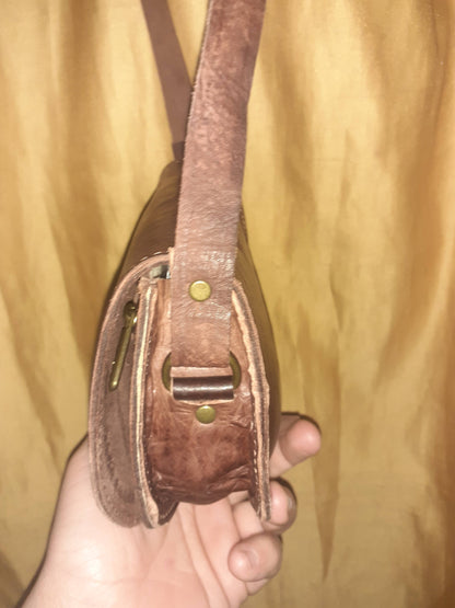 Bolso redondo calado/labrado mini